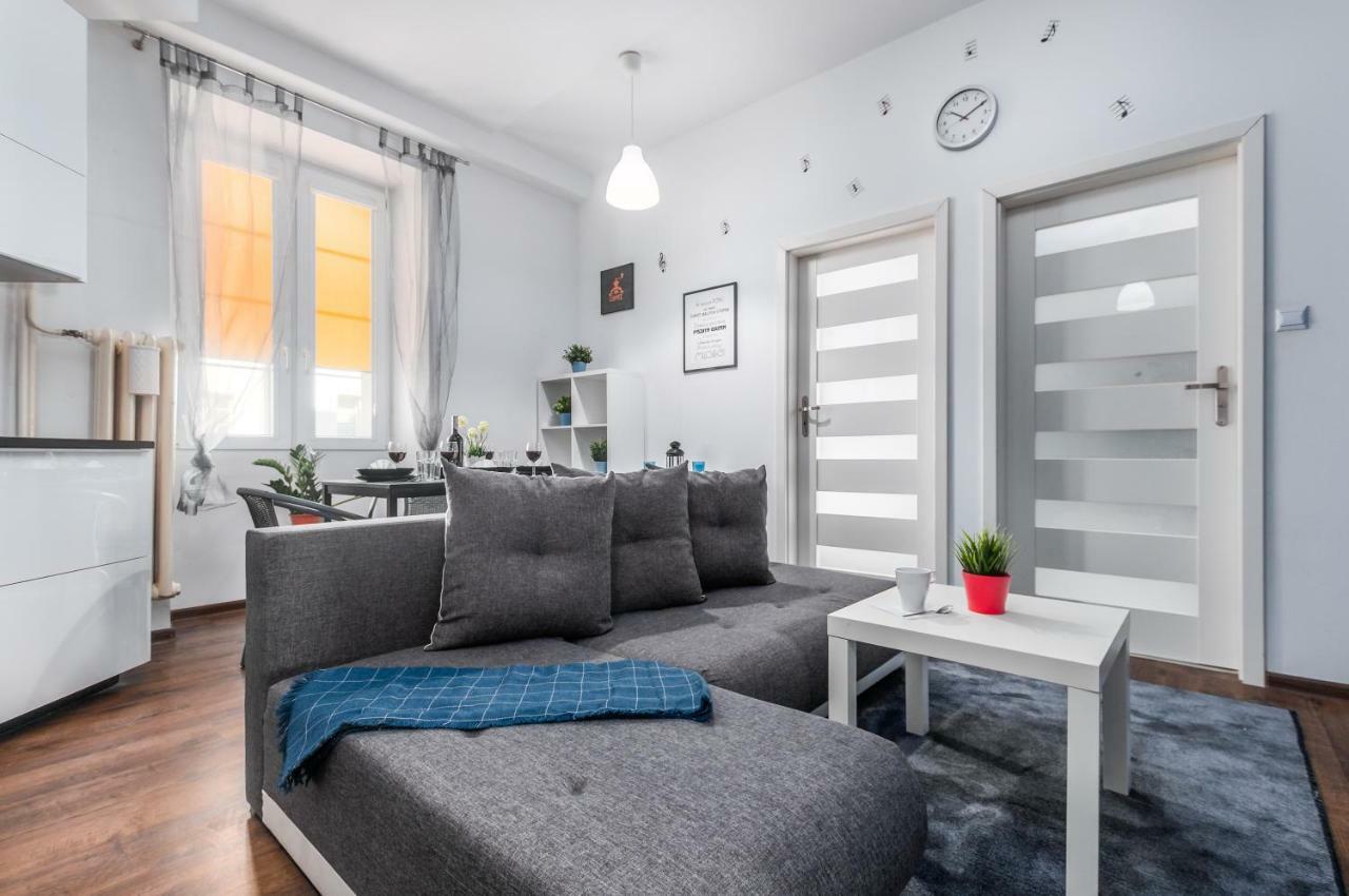 Apartments Madelaine Warsaw By Noclegi Renters Exteriör bild